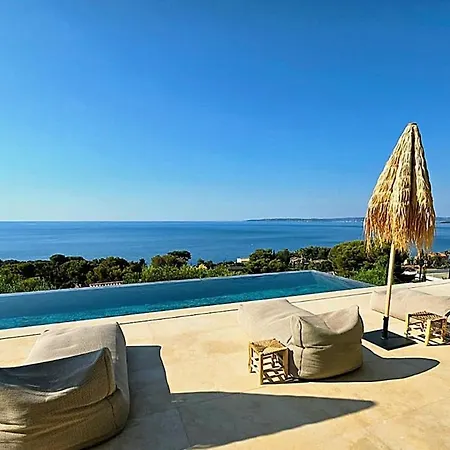 Beautiful Villa With Incredible Sea View * Roquebrune-sur Argens